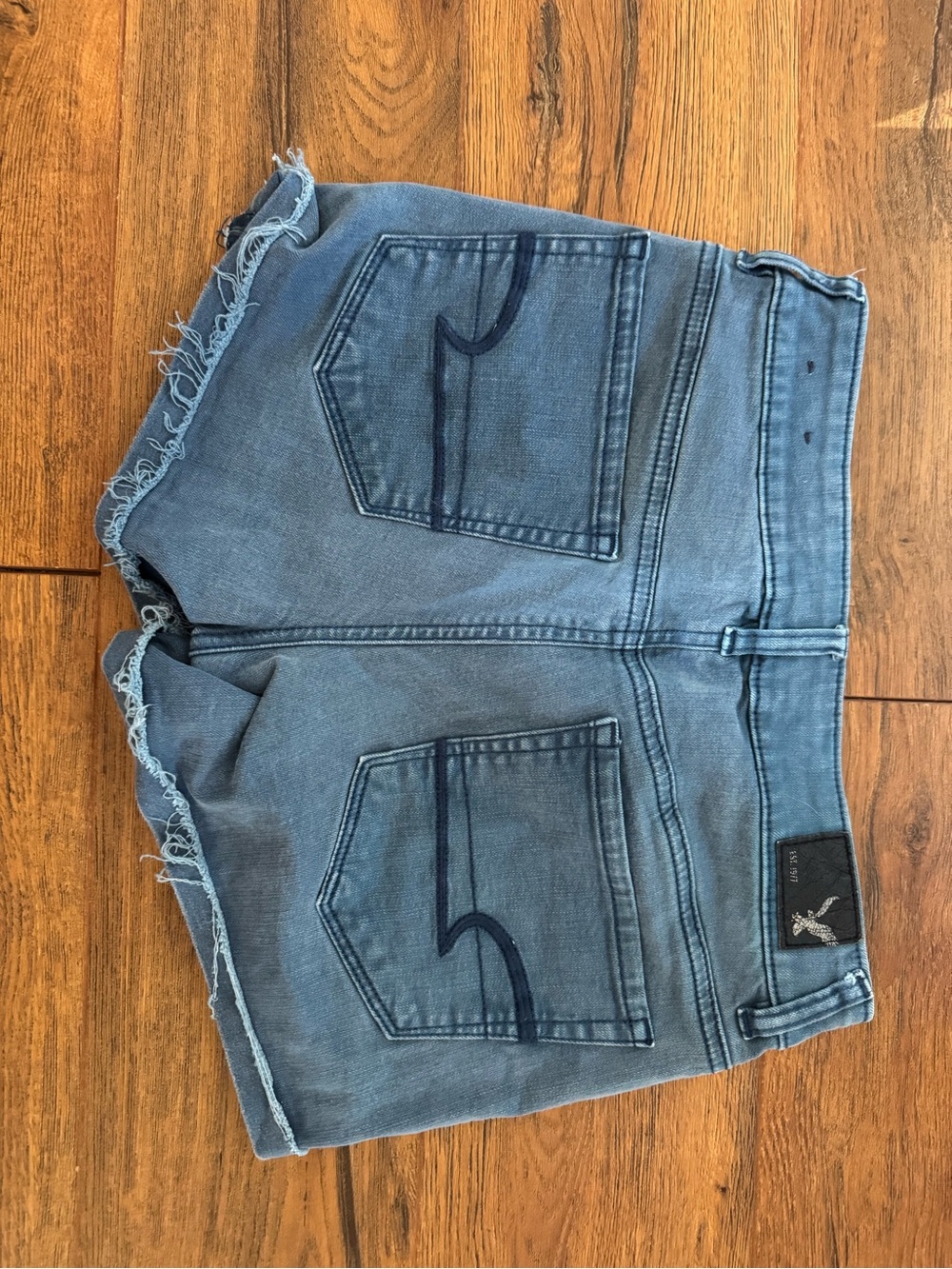 American Eagle Outfitters Washed Blue Denim Cutoff Shorts - Picture 2 of 5